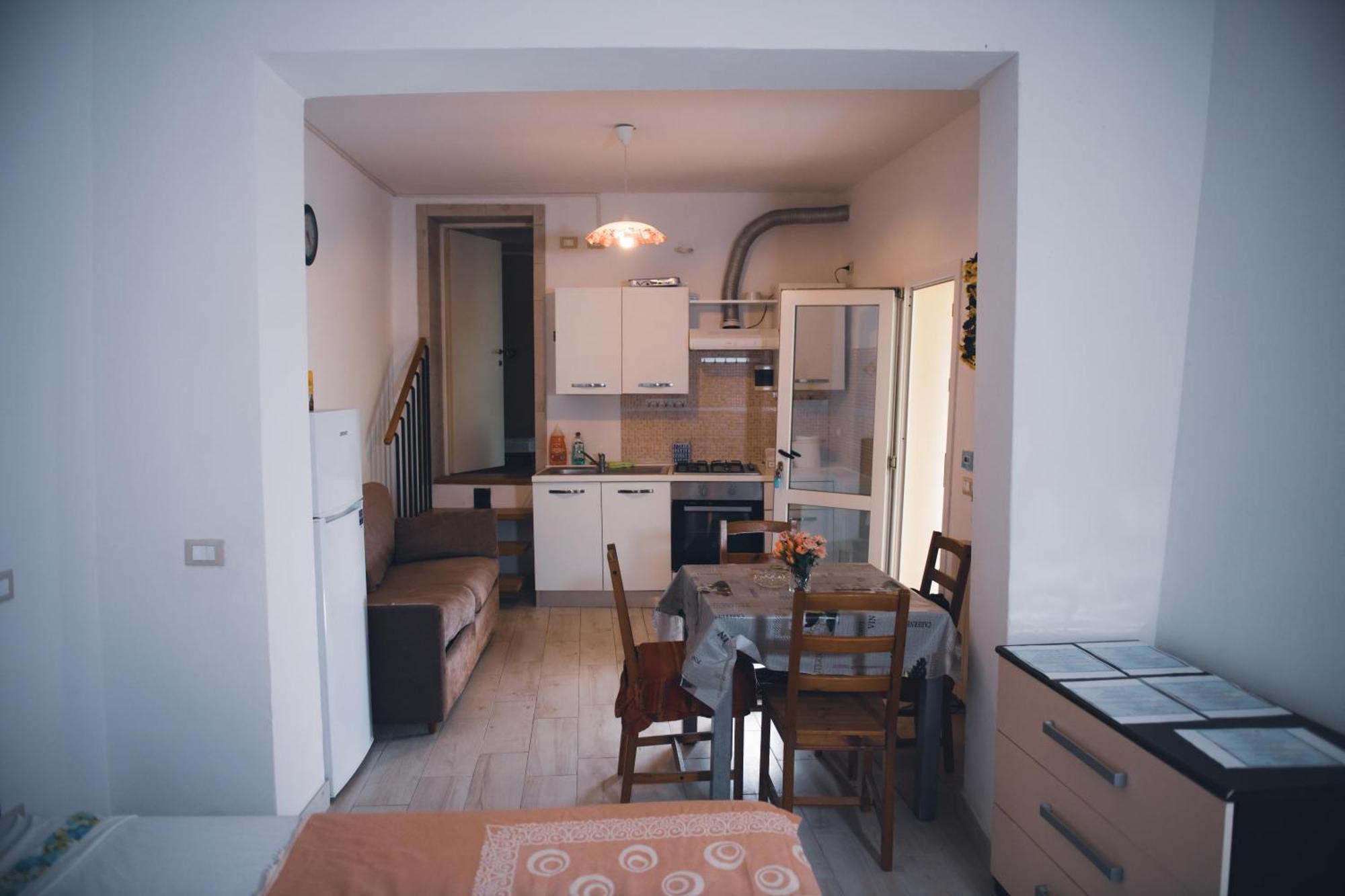 Home Peterpan, B&B Direttamente Sulla Piazza Casal Fiumanese Exteriör bild