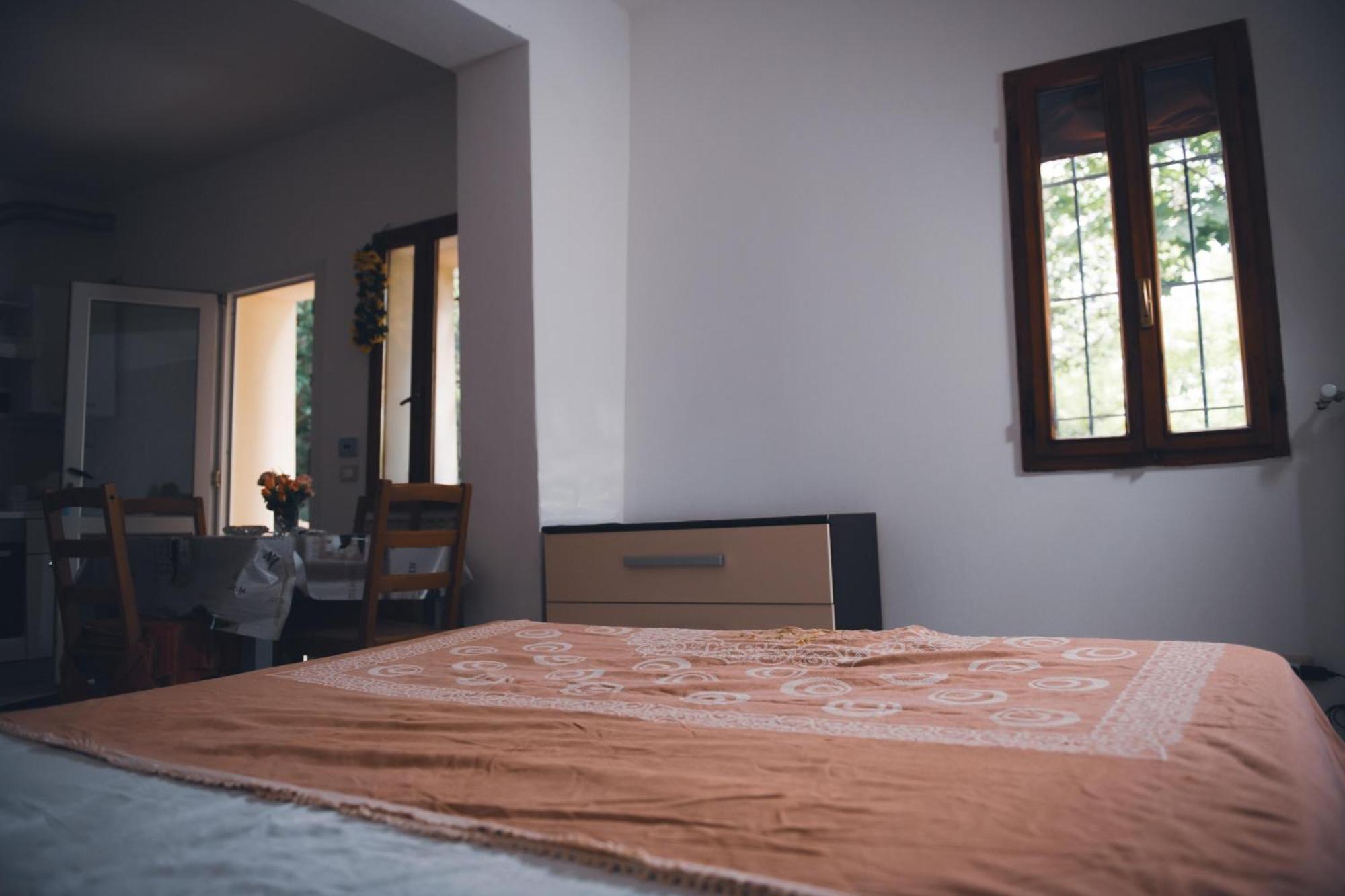 Home Peterpan, B&B Direttamente Sulla Piazza Casal Fiumanese Exteriör bild