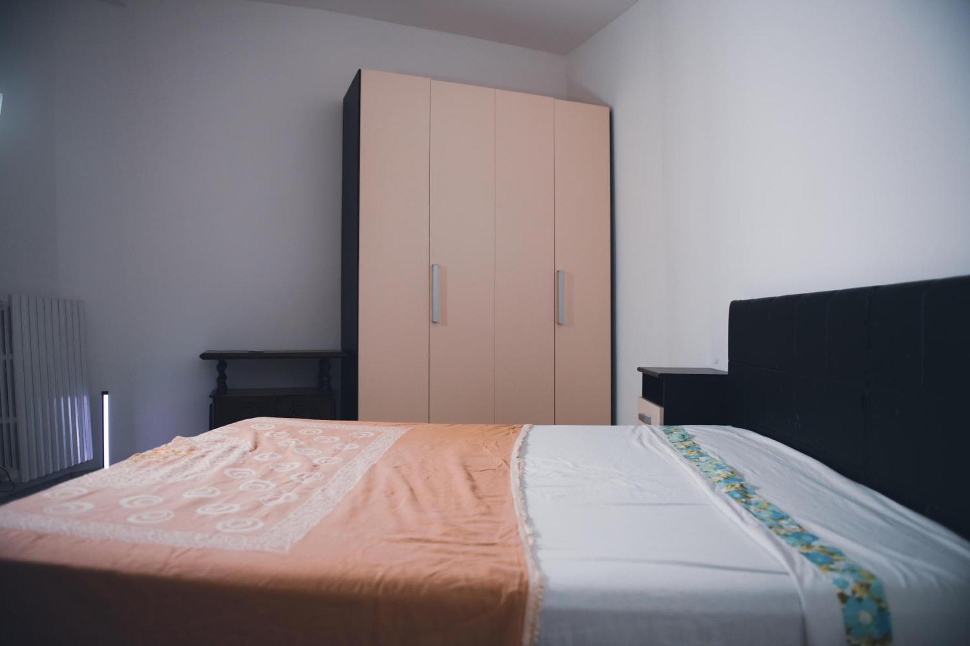 Home Peterpan, B&B Direttamente Sulla Piazza Casal Fiumanese Exteriör bild