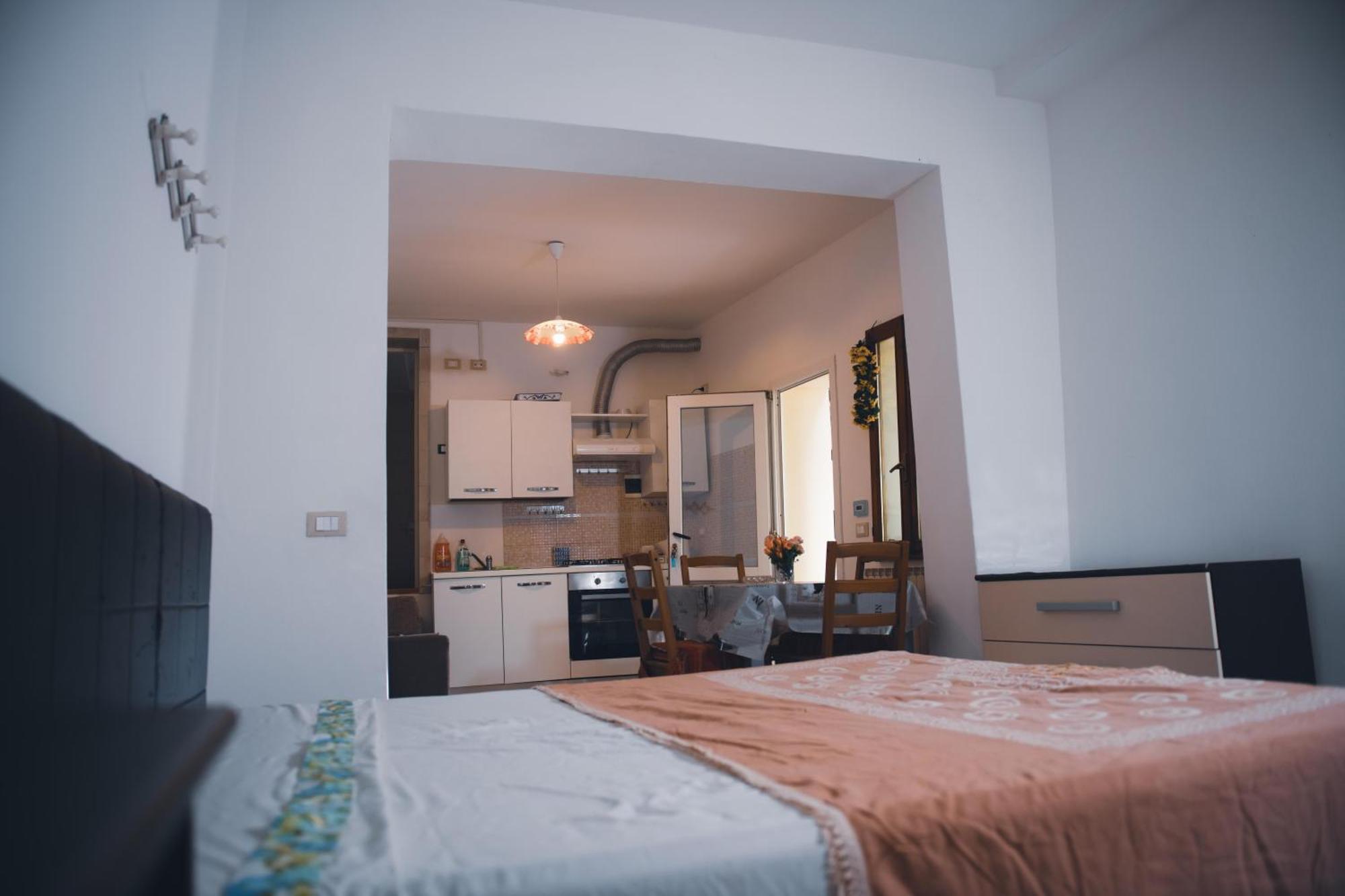 Home Peterpan, B&B Direttamente Sulla Piazza Casal Fiumanese Exteriör bild