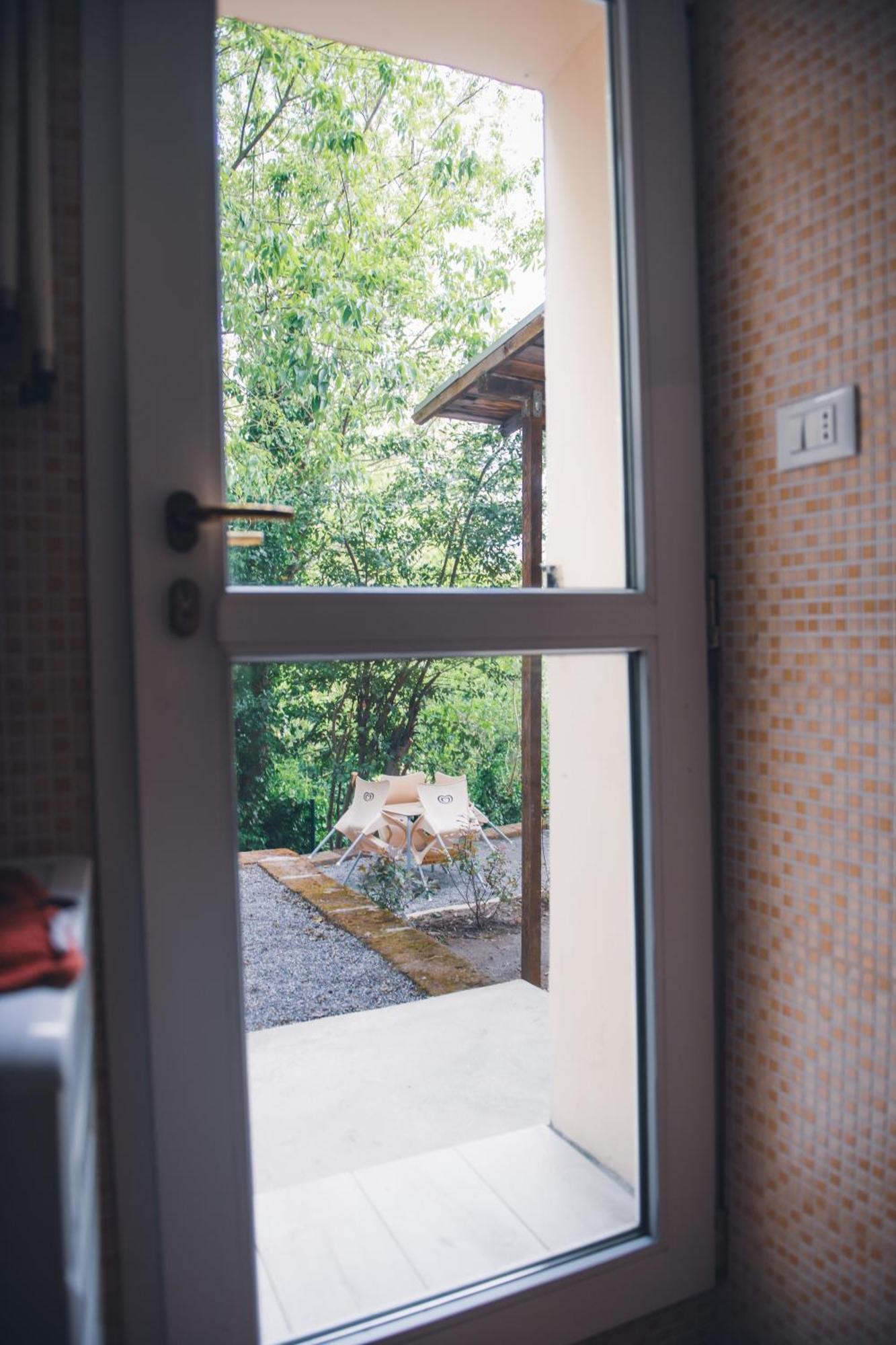 Home Peterpan, B&B Direttamente Sulla Piazza Casal Fiumanese Exteriör bild